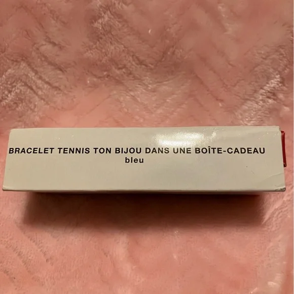 Avon tennis bracelet - Picture 3 of 8